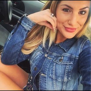 Meet your Posher, Darby